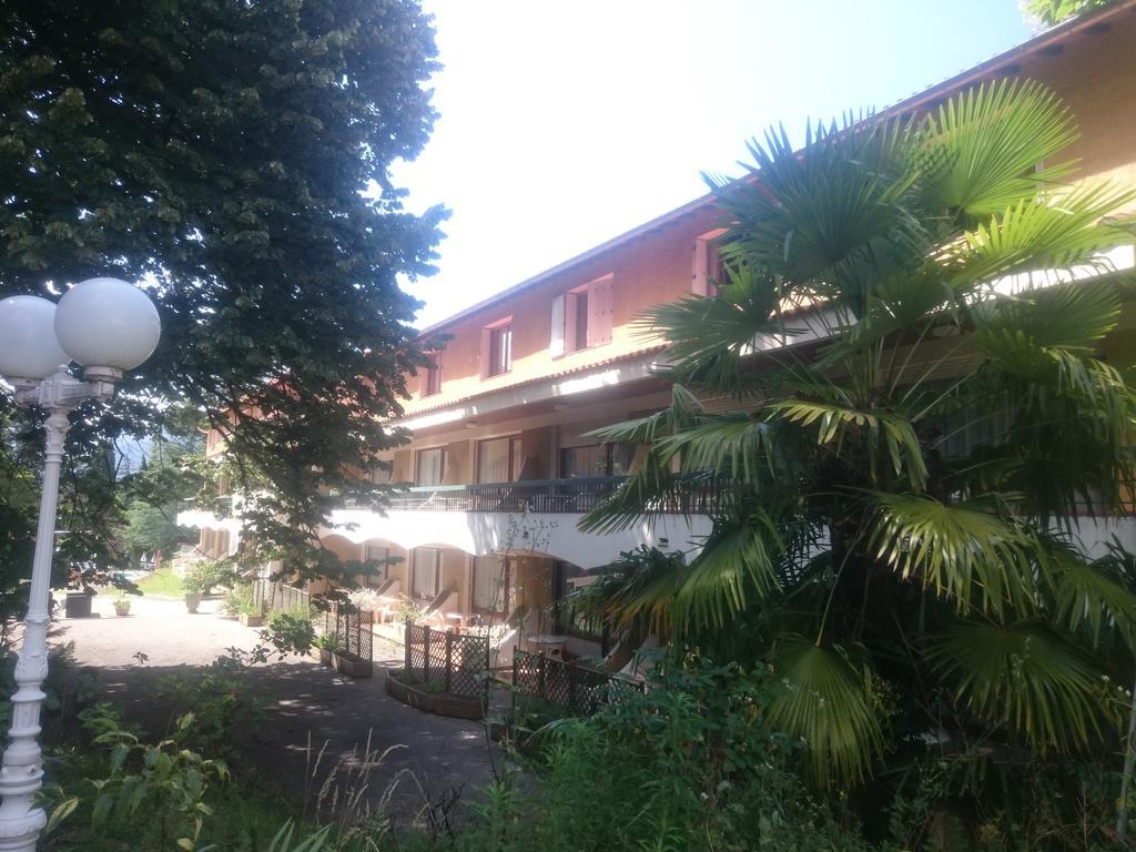 Hotel Le Mas Fleuri Vernet-les-Bains Exterior photo